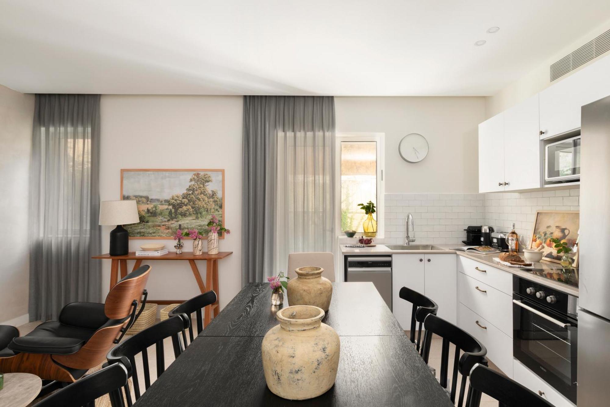 The J - Luxury Apartments By Localz Gerusalemme Esterno foto