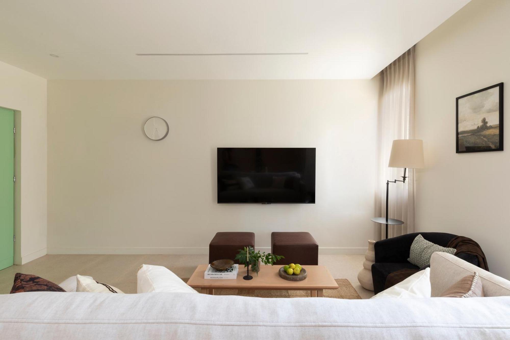 The J - Luxury Apartments By Localz Gerusalemme Esterno foto