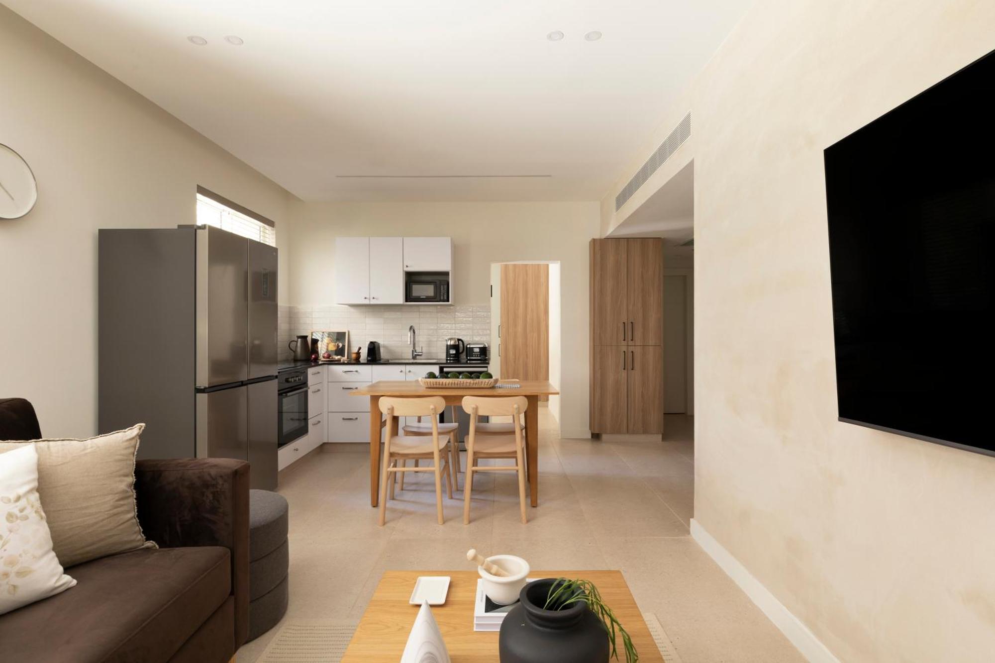 The J - Luxury Apartments By Localz Gerusalemme Esterno foto